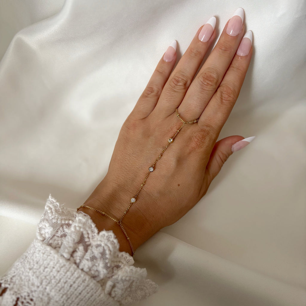 Triple dot Hand chain