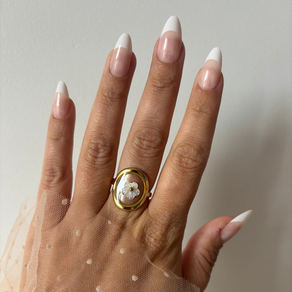 Flower Minimalist Ring / Bague