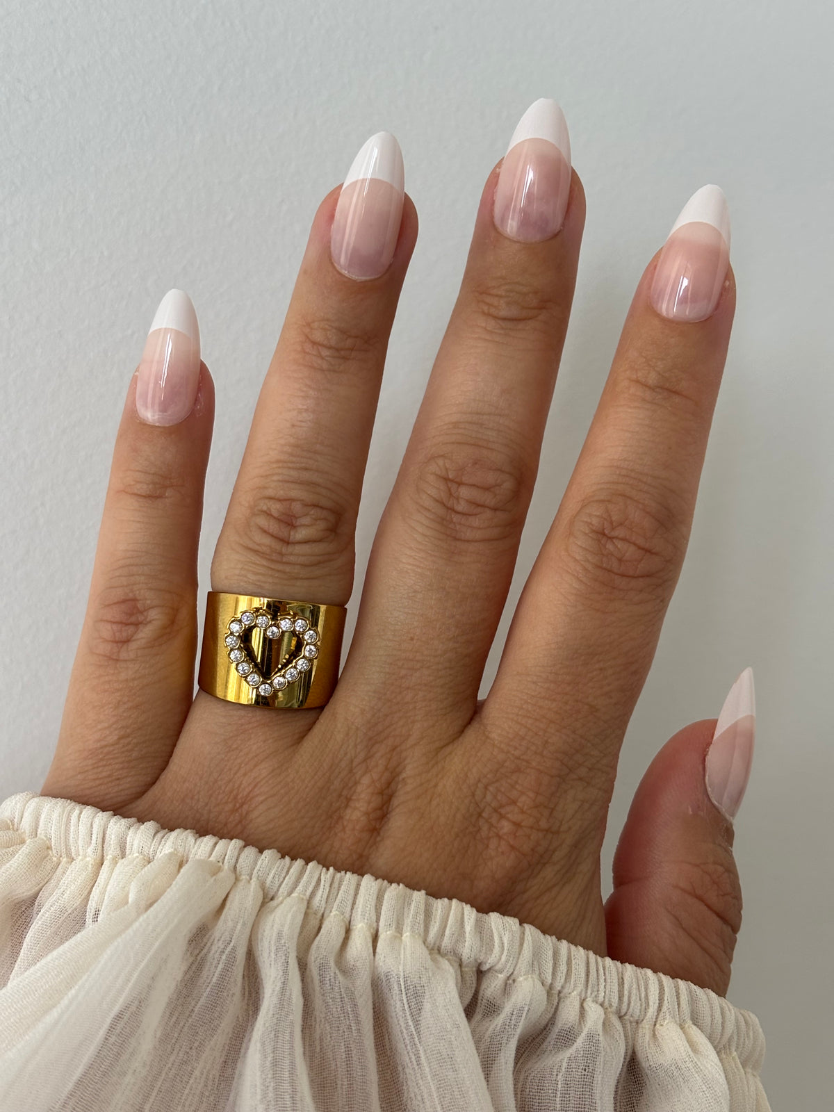 BAGUE - PIGALLE