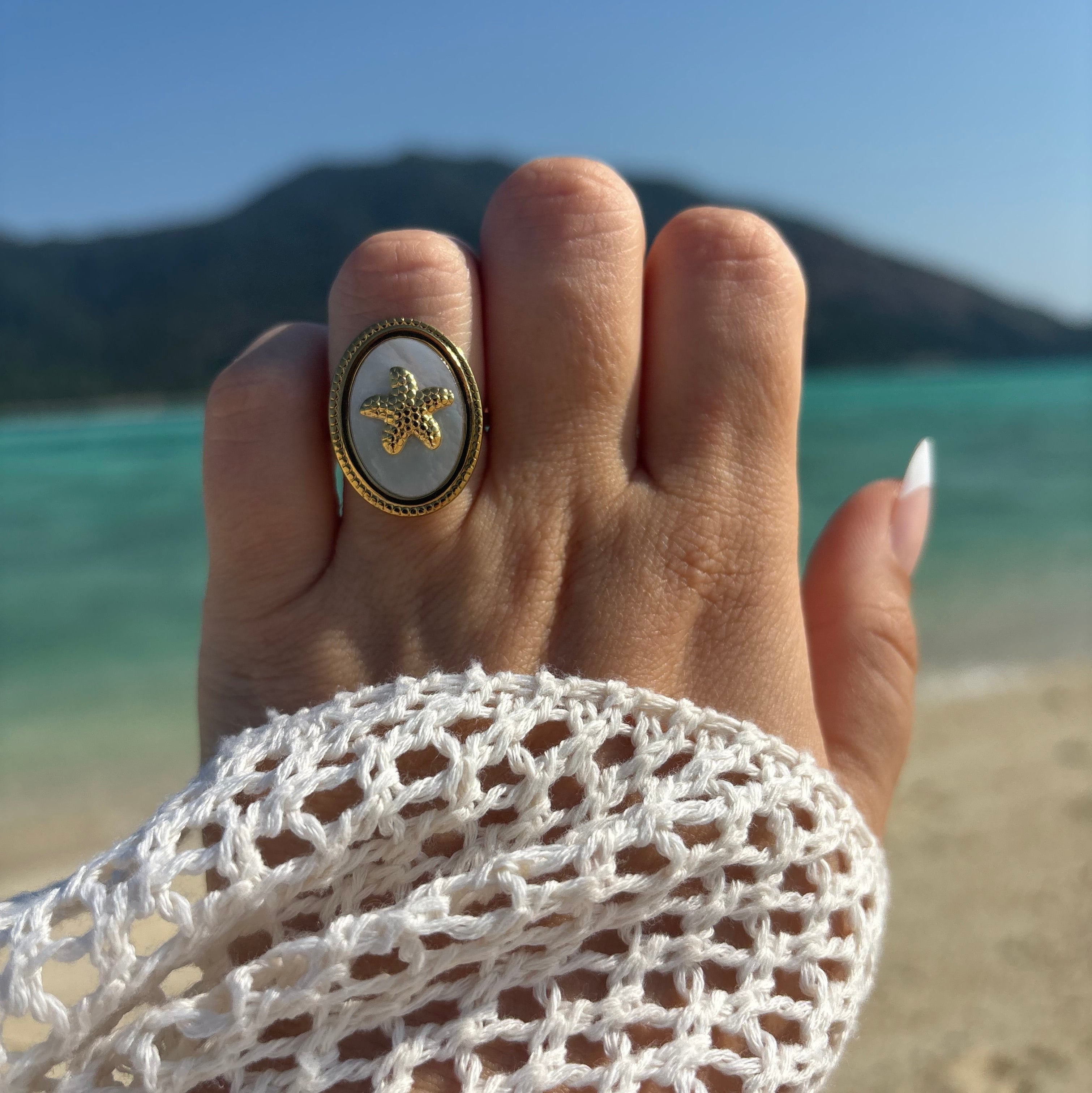 Starfish Pearl Ring / Bague