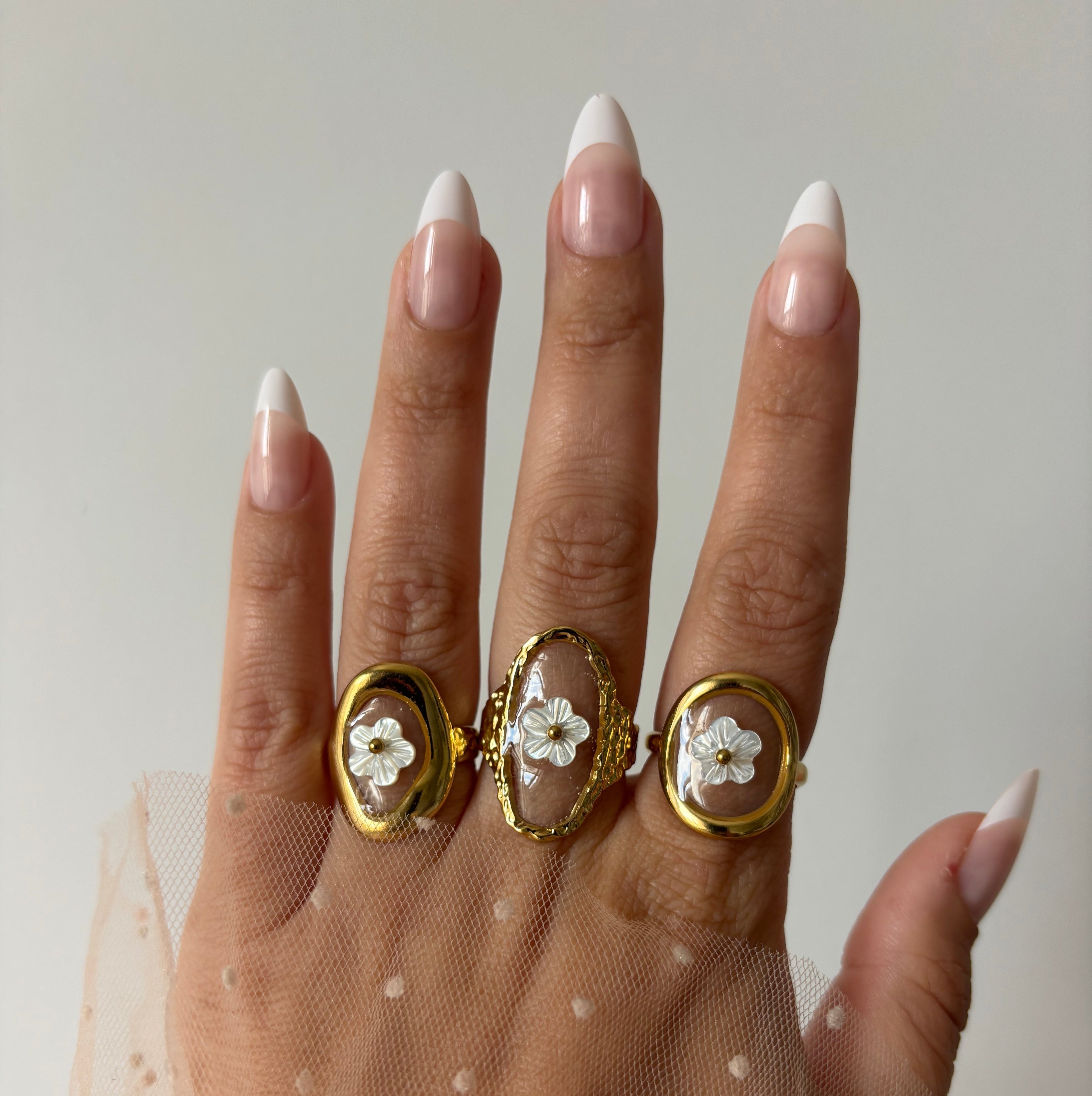Flower Transparent Ring / Bague