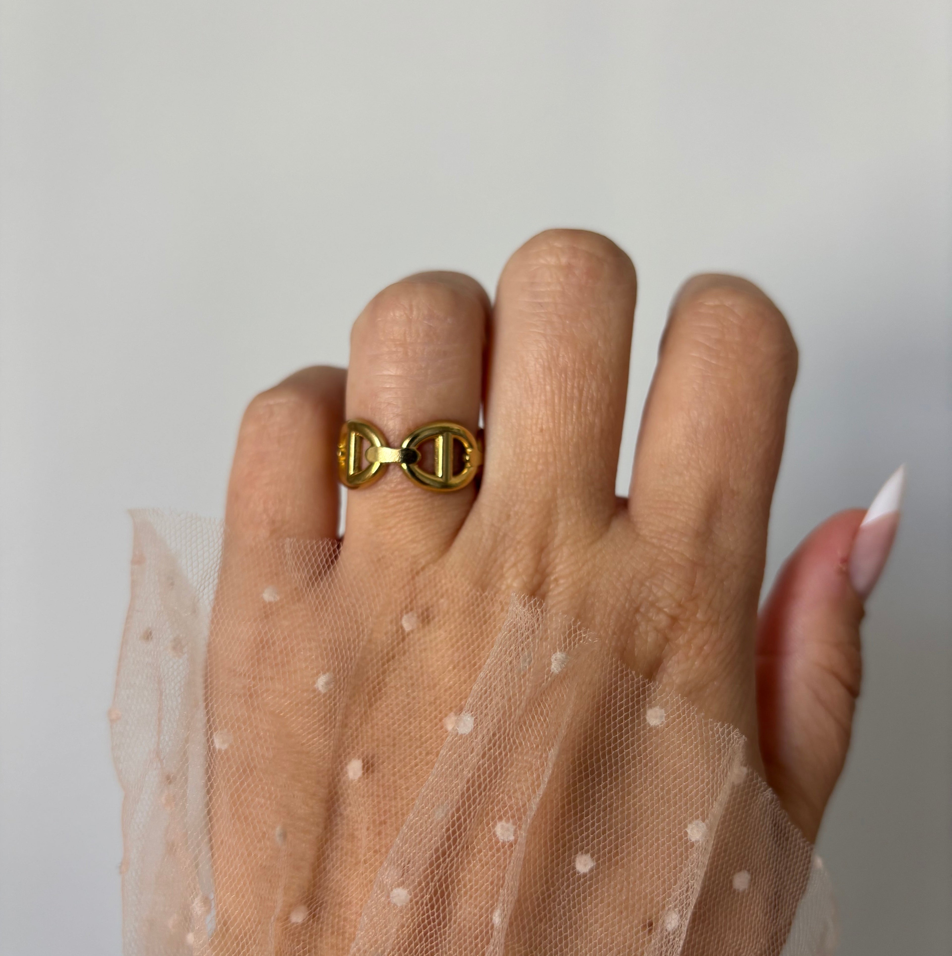 Elegant Ring / Bague