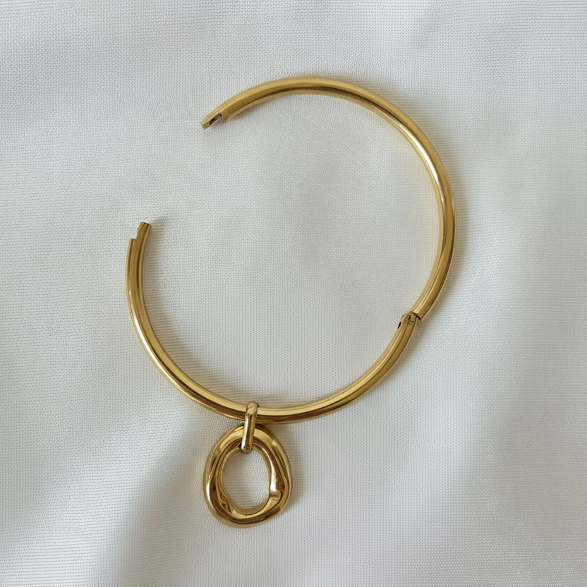 Minimalist Stainless Steel Toggle Bracelet