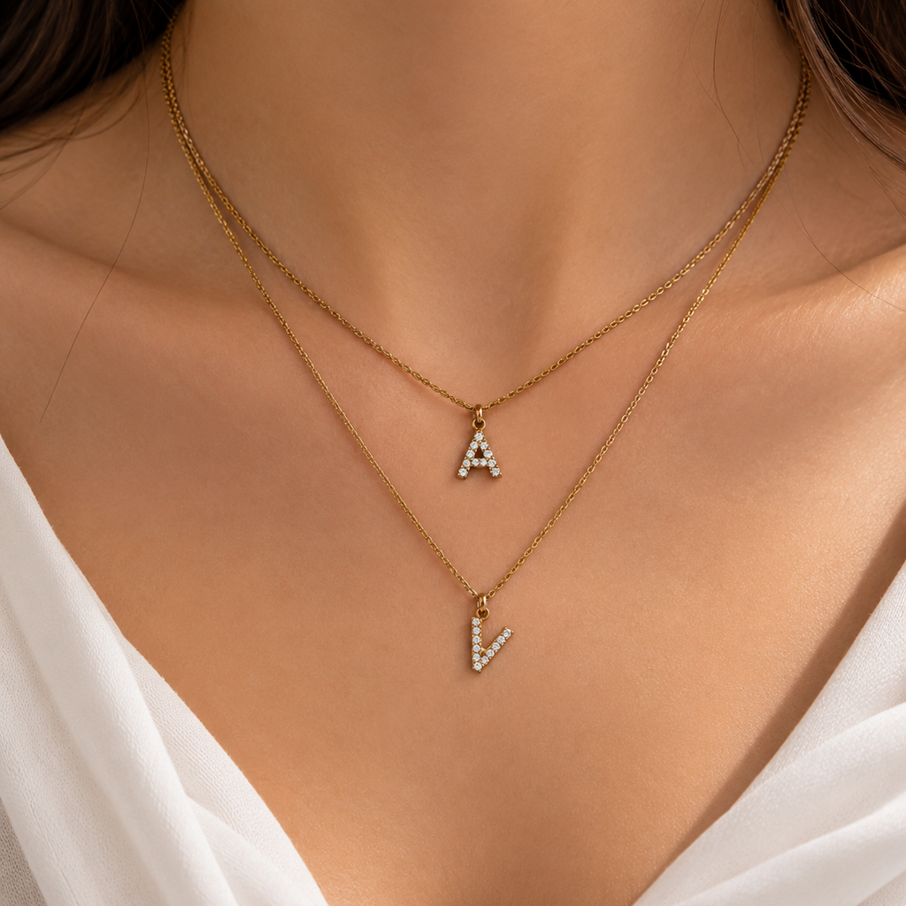 A Initial Necklace / Collier