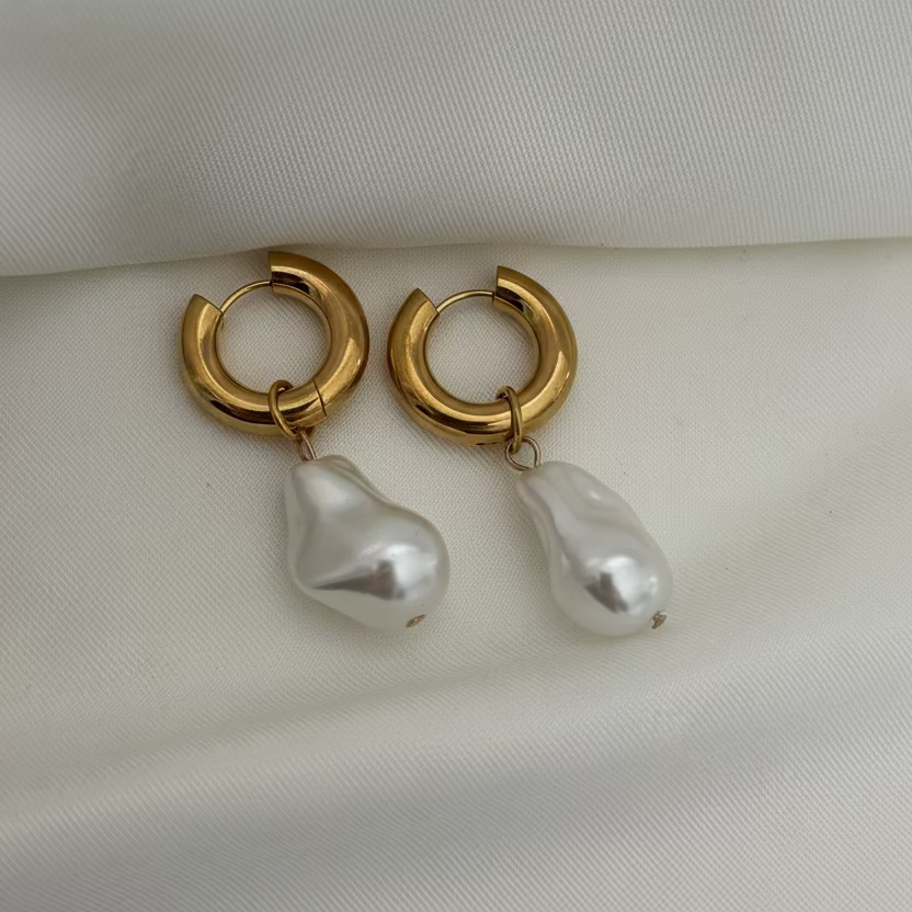 Drop Pearl Earrings